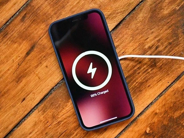 金门苹果手机维修分享iPhone 12可以随便充电吗 
